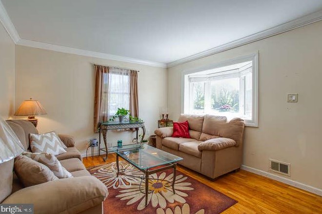 1701 Rollins Pl, Capitol Heights MD  20743-5554 exterior