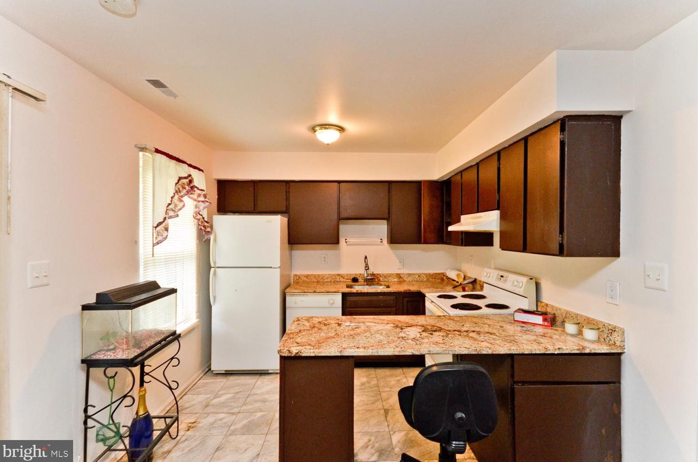 5815 Folgate Ct, Capitol Heights MD  20743-4241 exterior