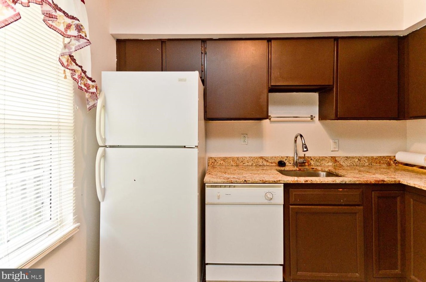 5815 Folgate Ct, Capitol Heights MD  20743-4241 exterior