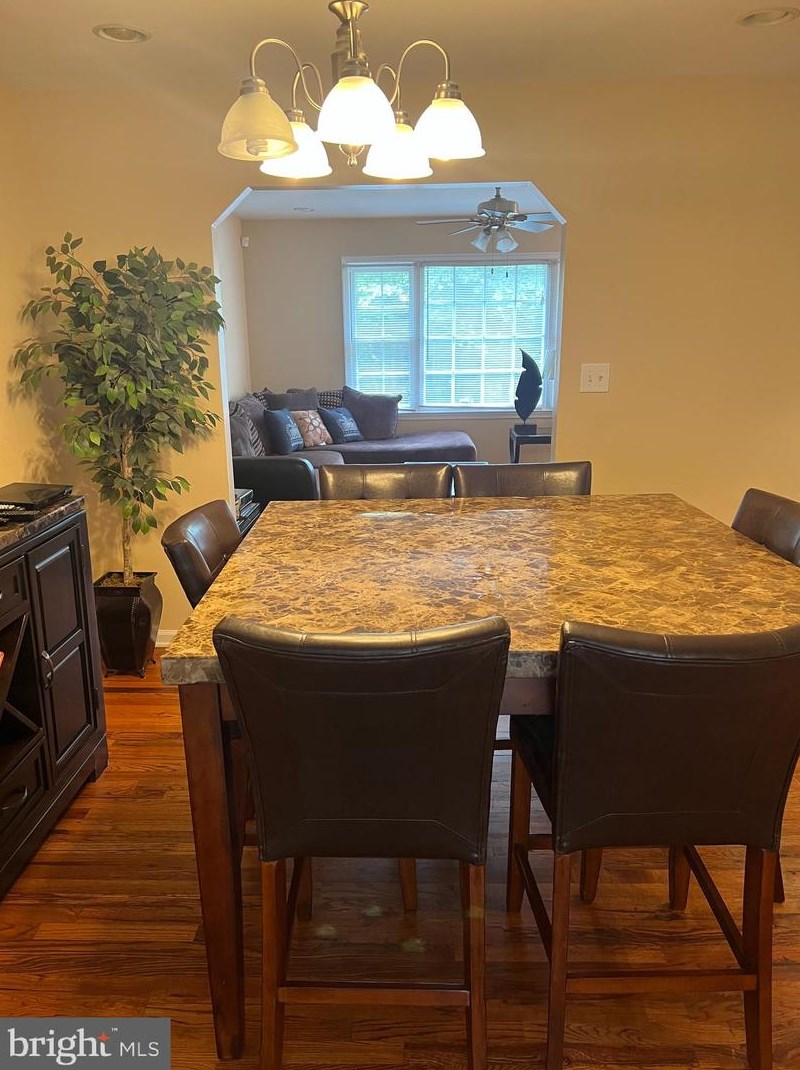 9511 Dalmatia Dr, Clinton MD  20735-4404 exterior