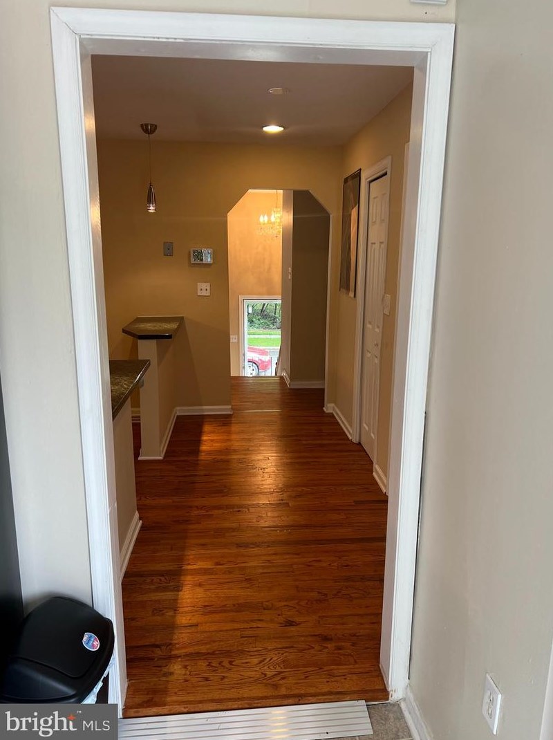 9511 Dalmatia Dr, Clinton MD  20735-4404 exterior