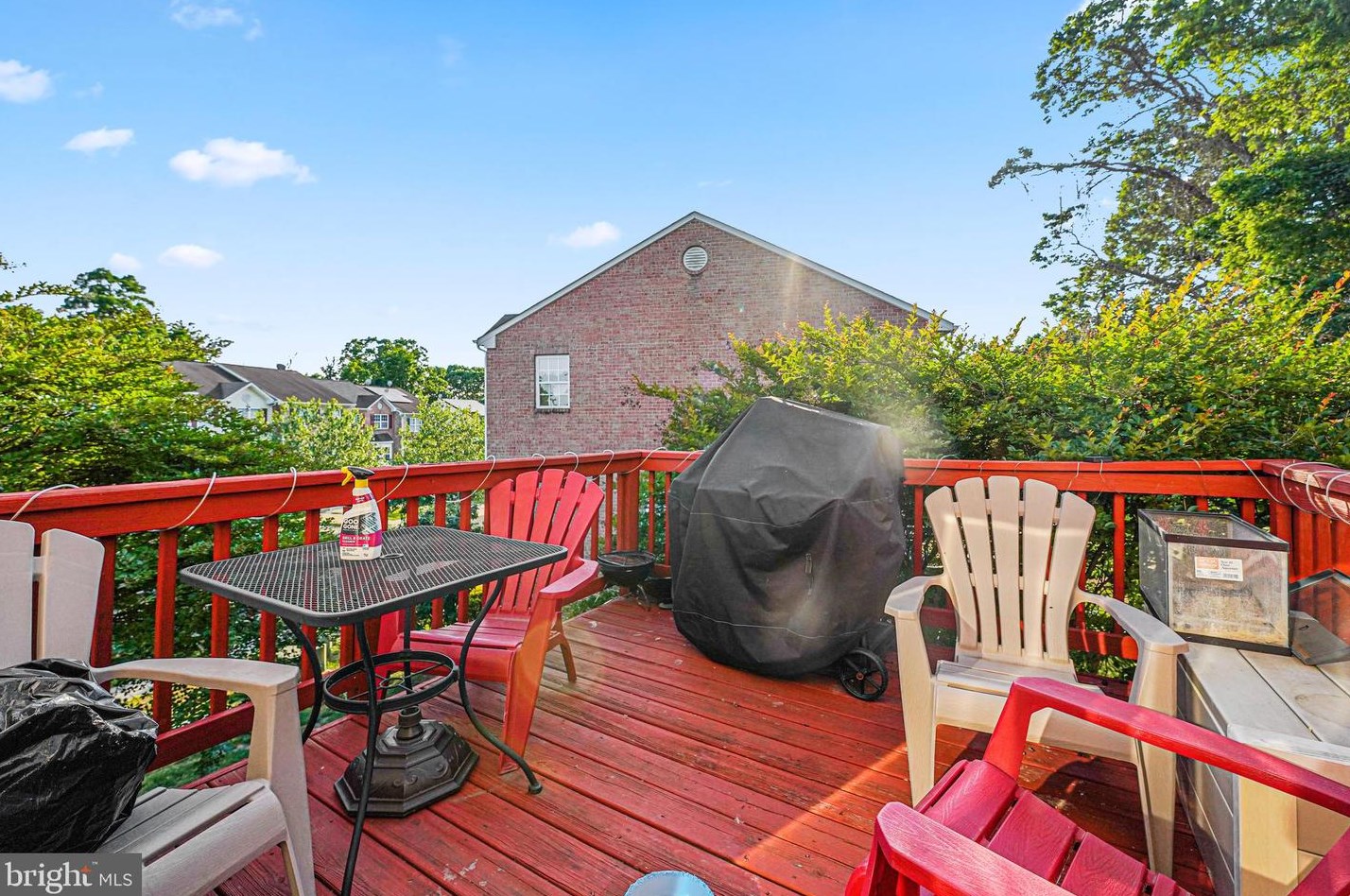 4807 Cowslip Ct, Oxon Hill MD  20745-3406 exterior