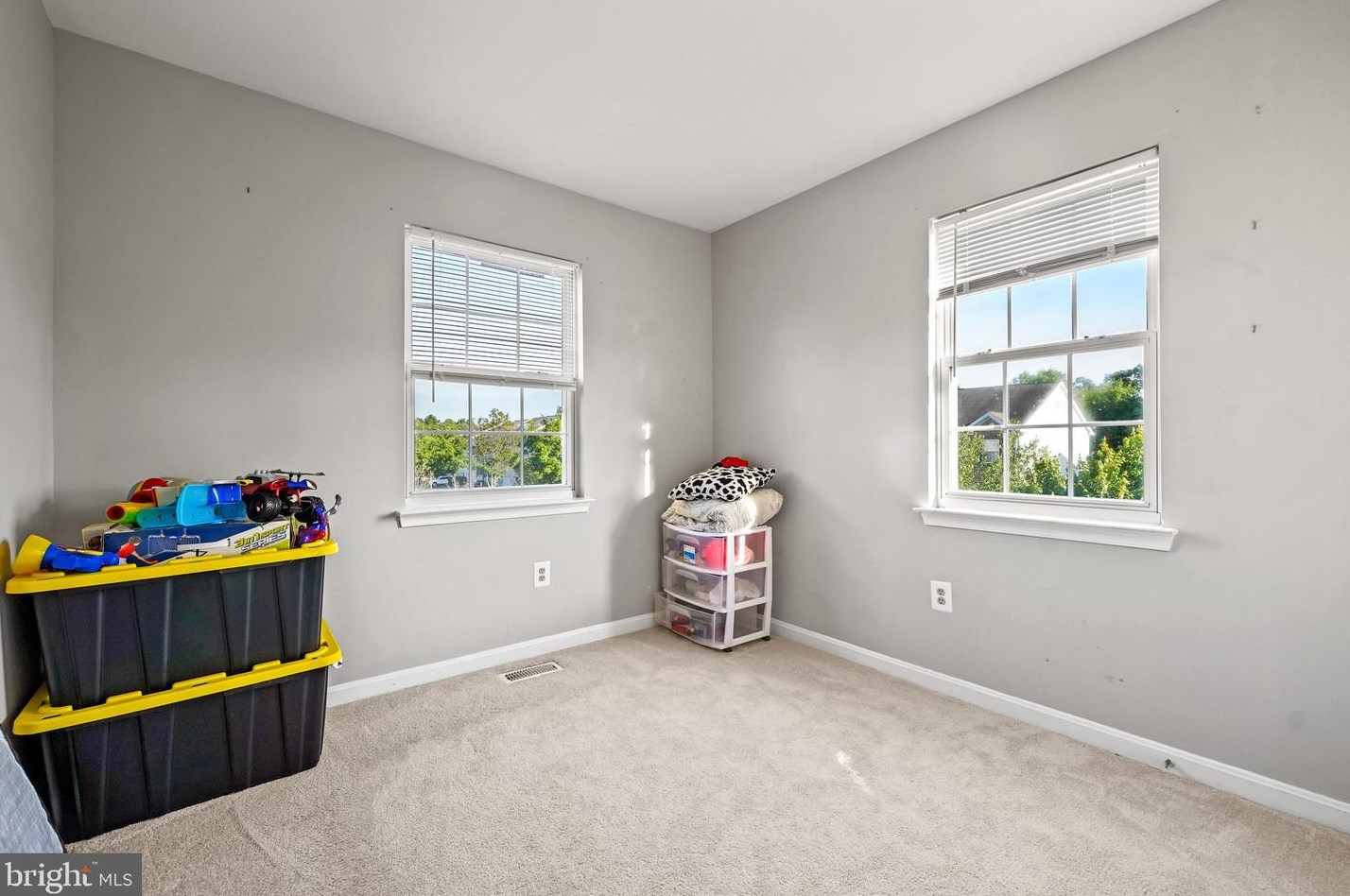 4807 Cowslip Ct, Oxon Hill MD  20745-3406 exterior