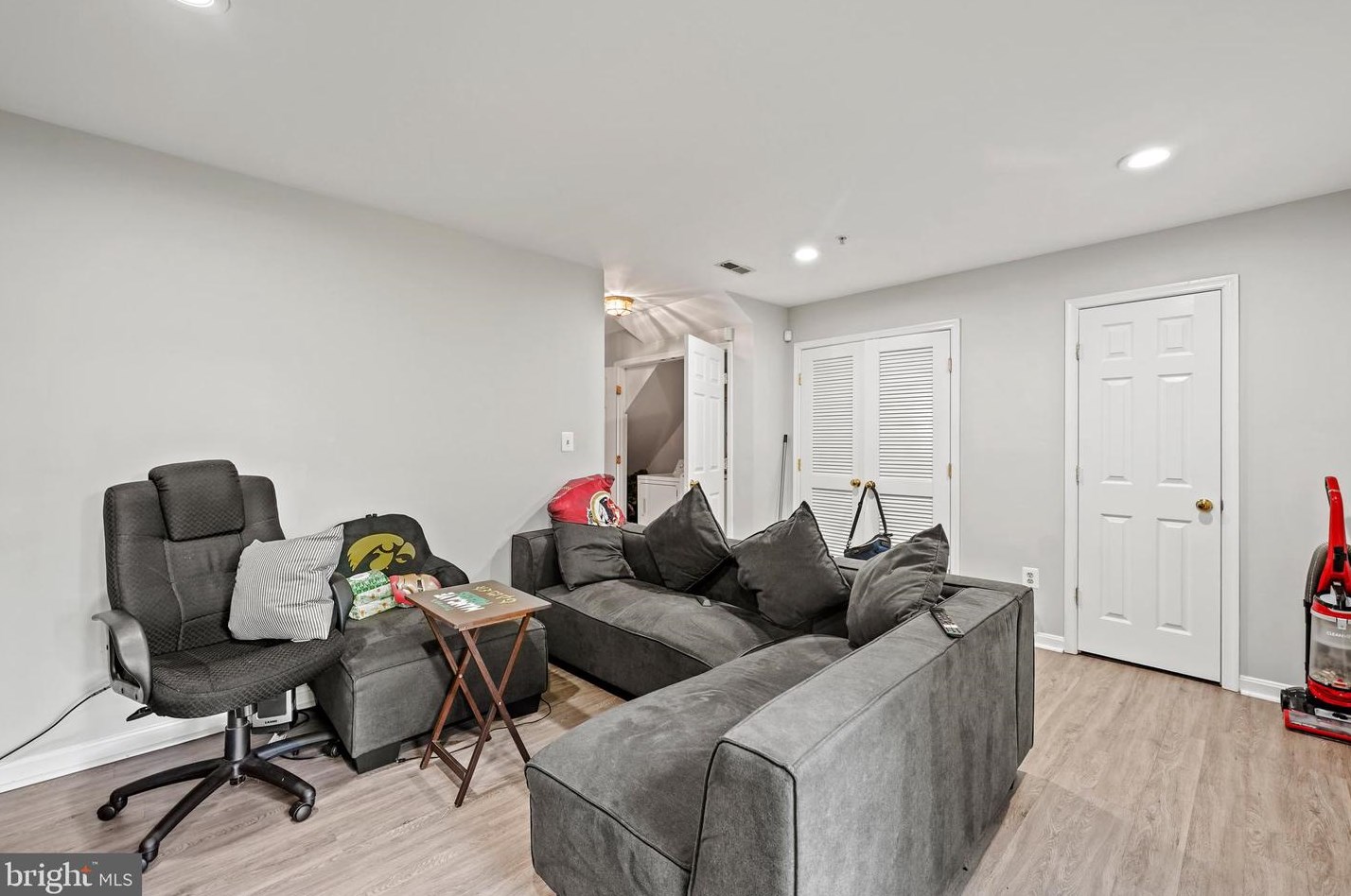 4807 Cowslip Ct, Oxon Hill MD  20745-3406 exterior