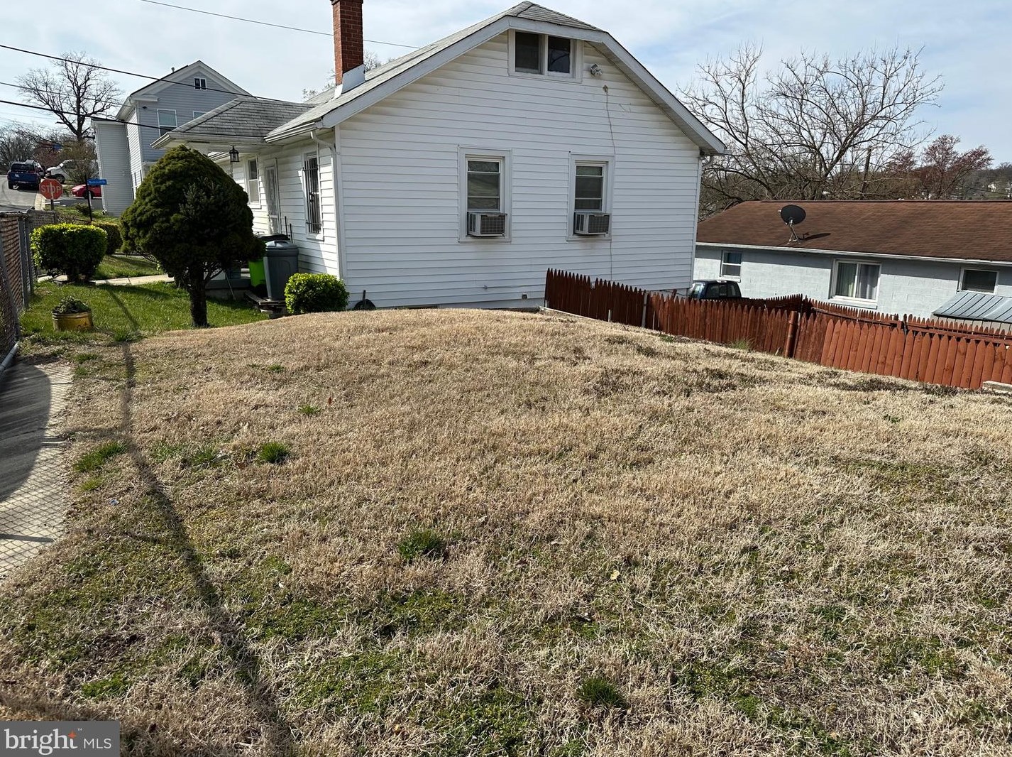 5414 Brenner St, Capitol Heights MD  20743-6212 exterior