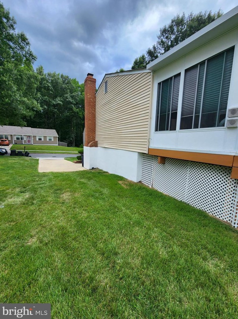 9507 Dalmatia Dr, Clinton MD  20735-4404 exterior