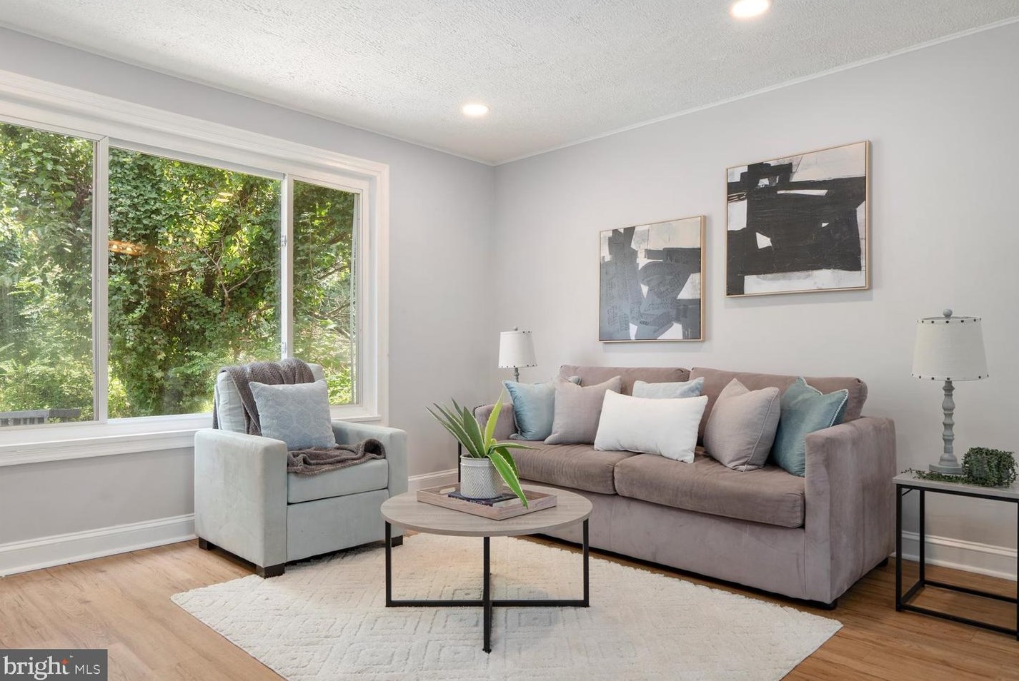 5202 Leverett St, Oxon Hill MD  20745-2032 exterior