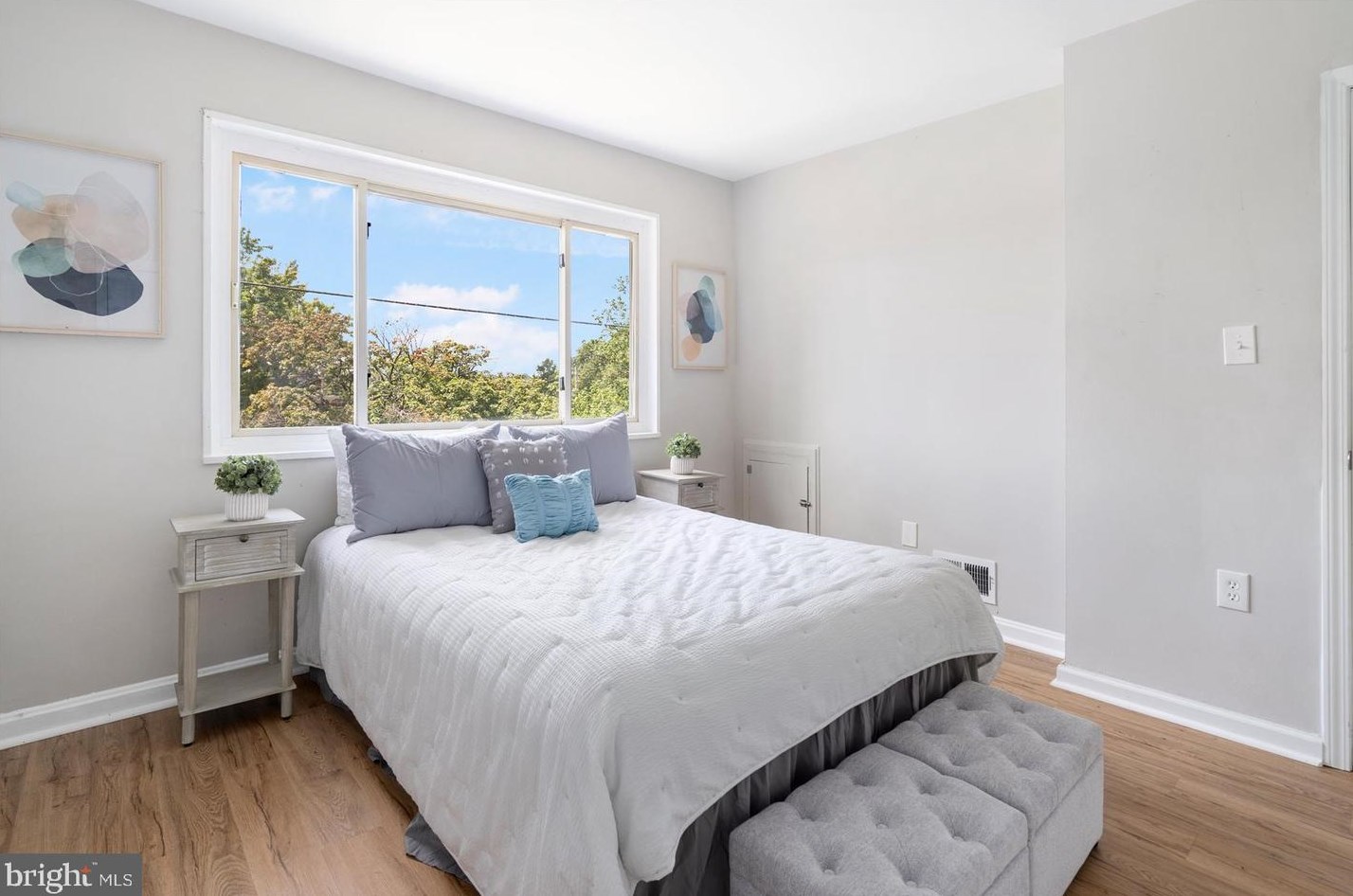 5202 Leverett St, Oxon Hill MD  20745-2032 exterior