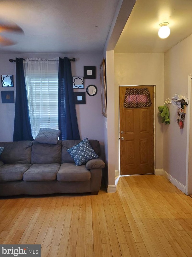 809 Eastern Ave, Capitol Heights MD  20743-1307 exterior