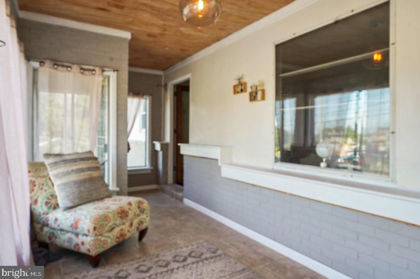 1400 Brooke Rd, Capitol Heights MD  20743-4130 exterior