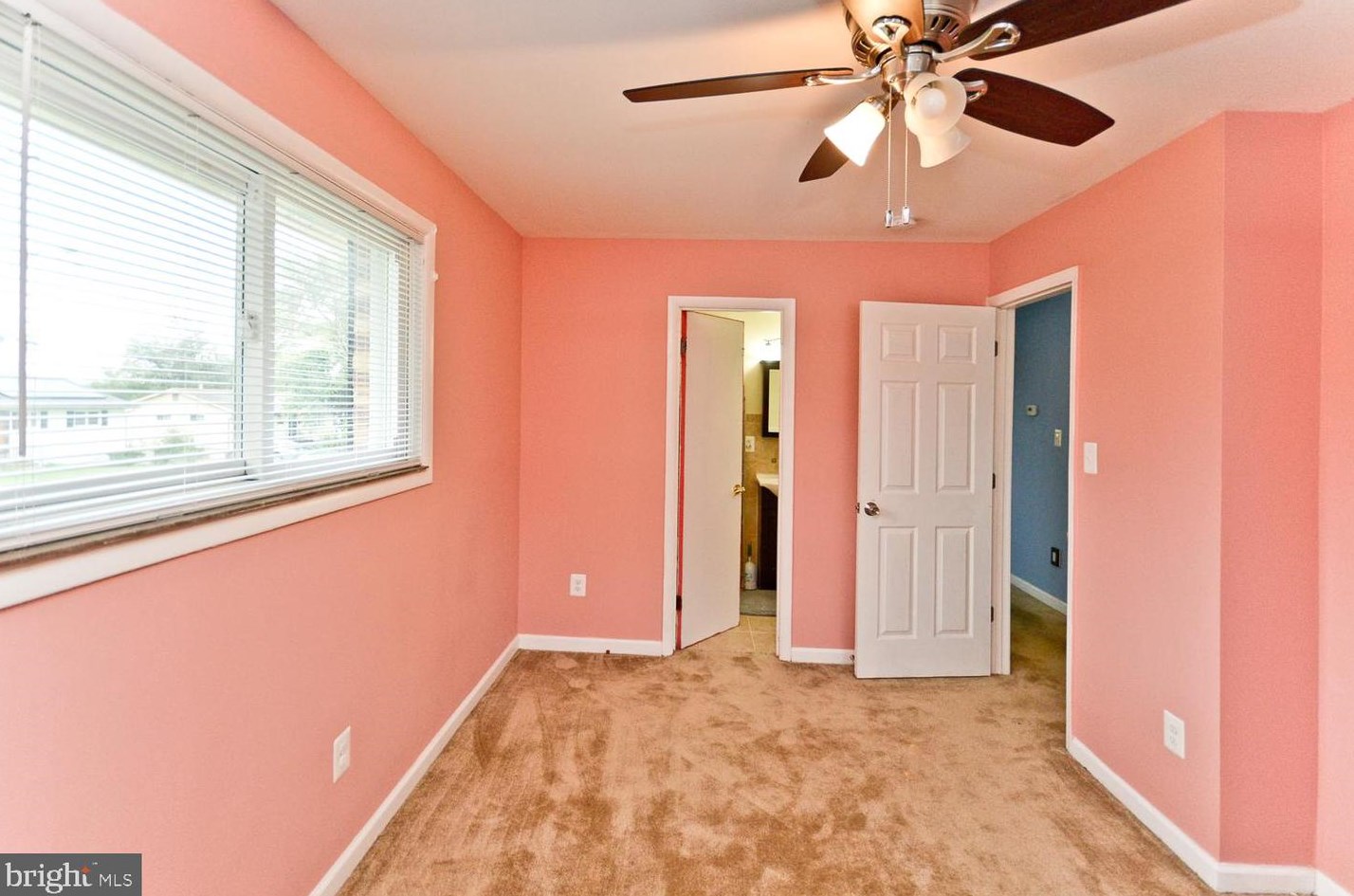 6904 Drylog St, Capitol Heights MD  20743-2403 exterior