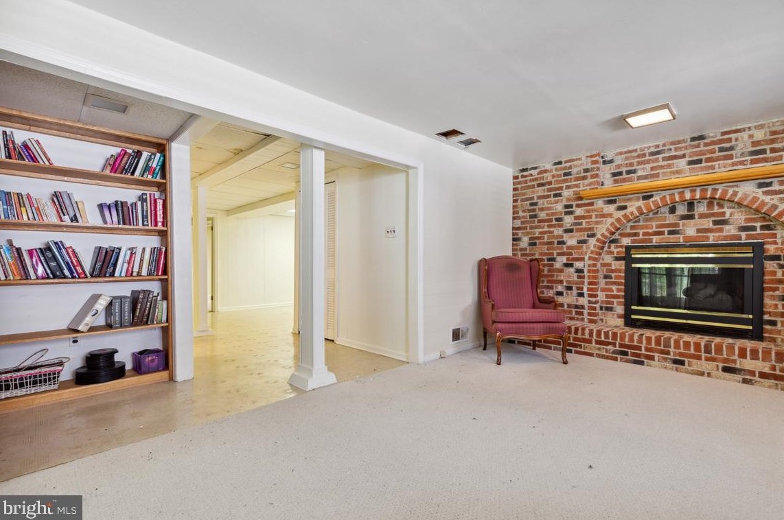 7916 Beechnut Rd, Capitol Heights MD 20743-4733 exterior