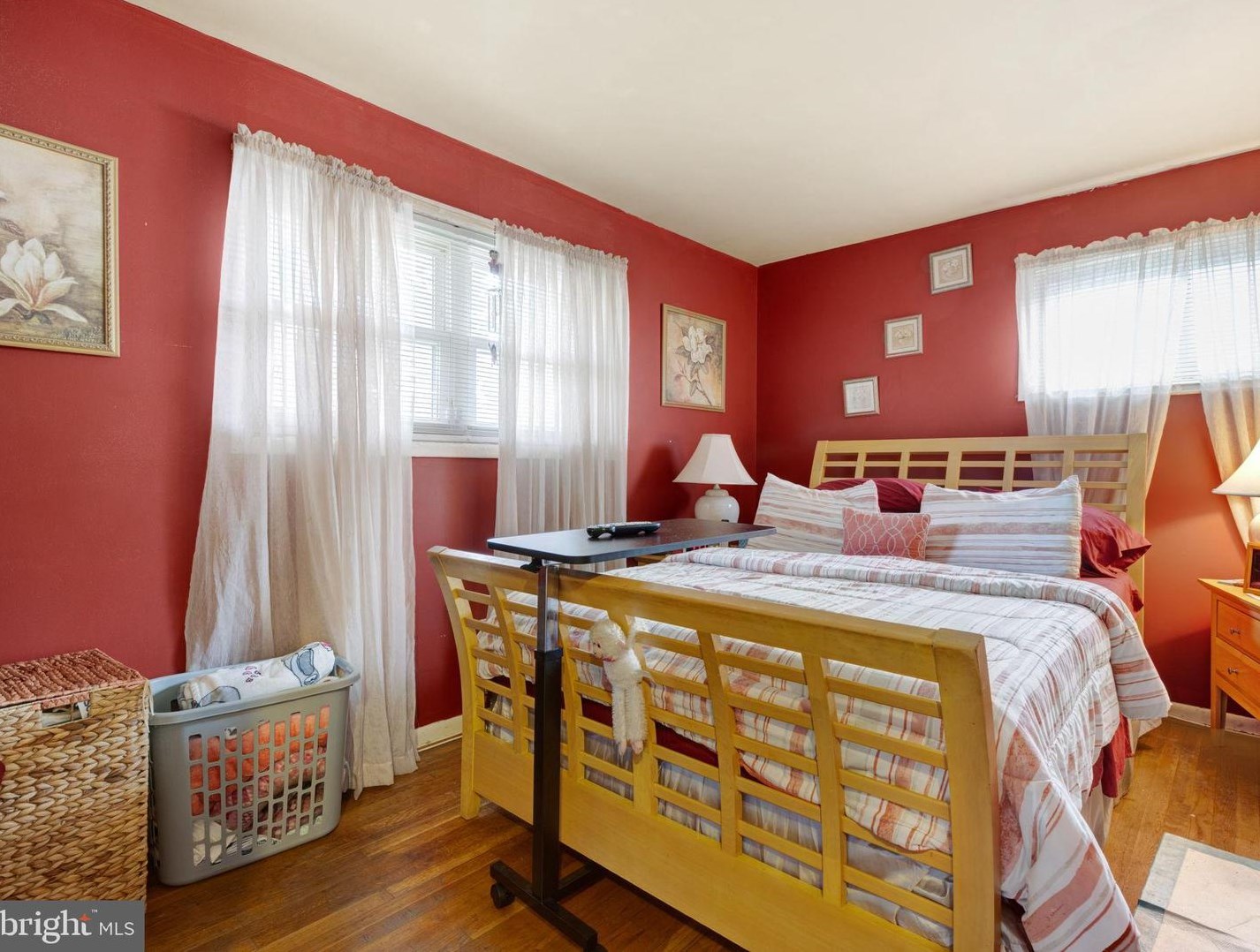 6815 Drylog St, Capitol Heights MD 20743-2401 exterior