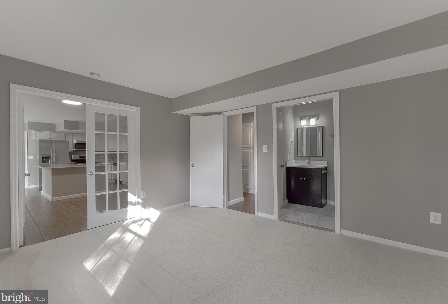 7605 Fox Hunt Ct, Clinton MD 20735-3063 exterior