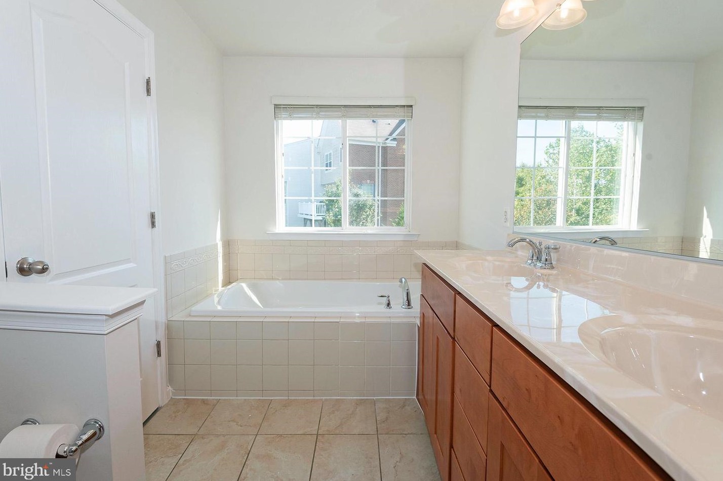 101 Gray St, Capitol Heights MD 20743-1213 exterior