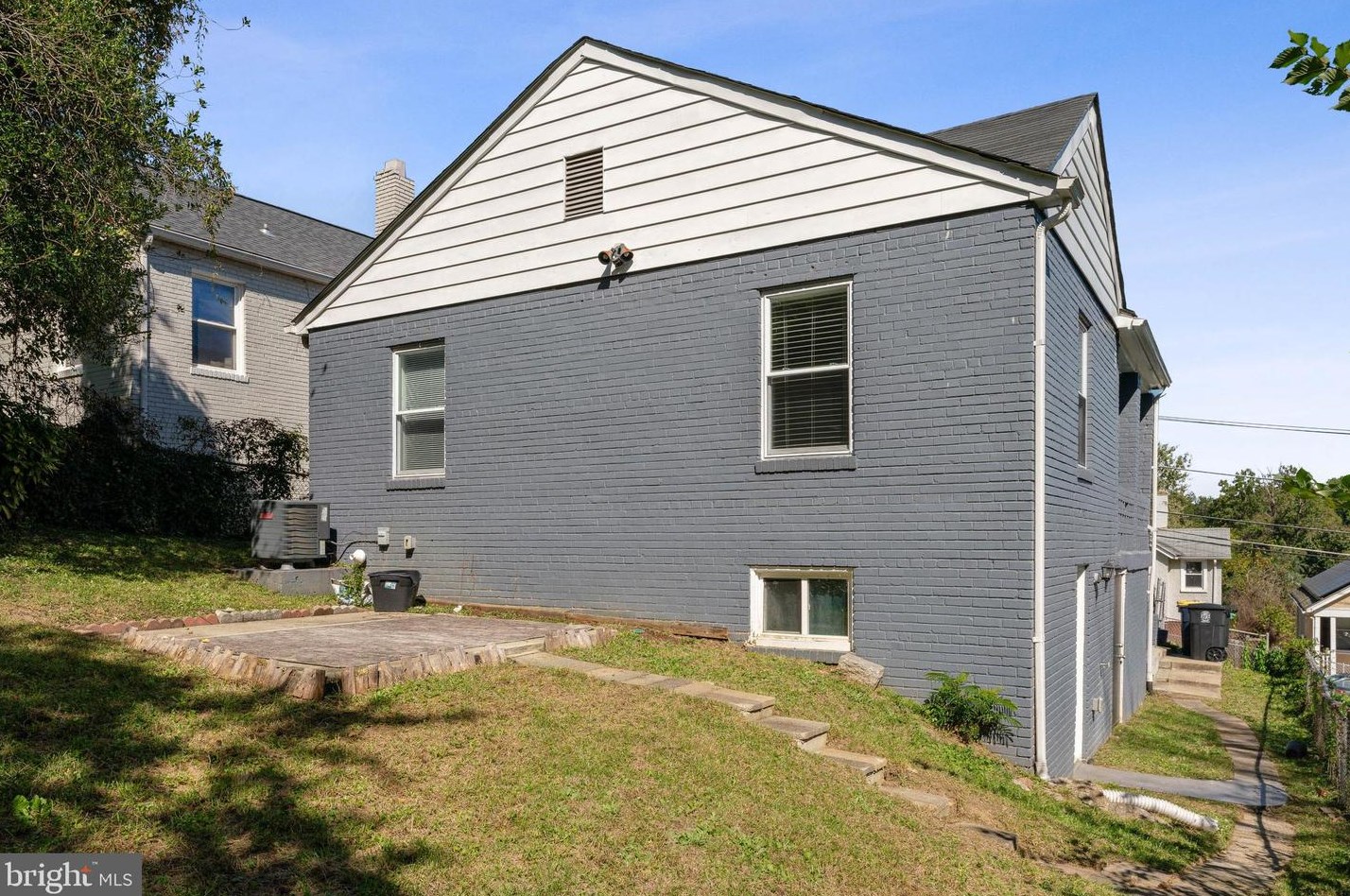 4219 Vine St, Capitol Heights MD 20743-5833 exterior