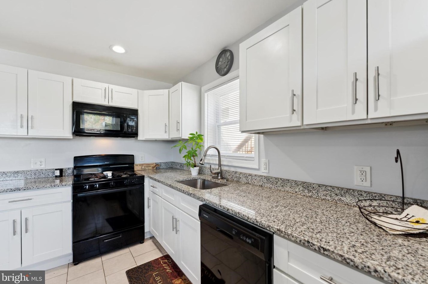 4219 Vine St, Capitol Heights MD 20743-5833 exterior