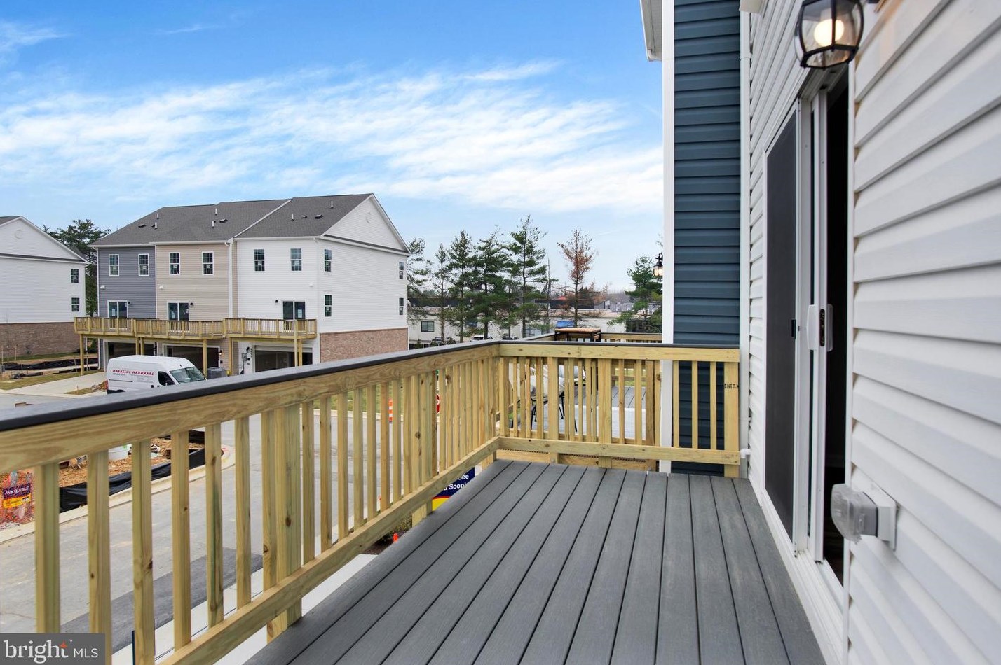 8811 Mimosa Ave, Clinton MD  20735-2648 exterior