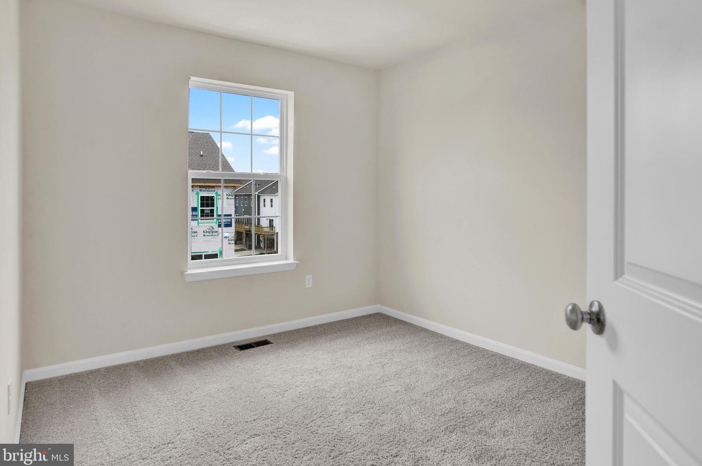 8811 Mimosa Ave, Clinton MD  20735-2648 exterior