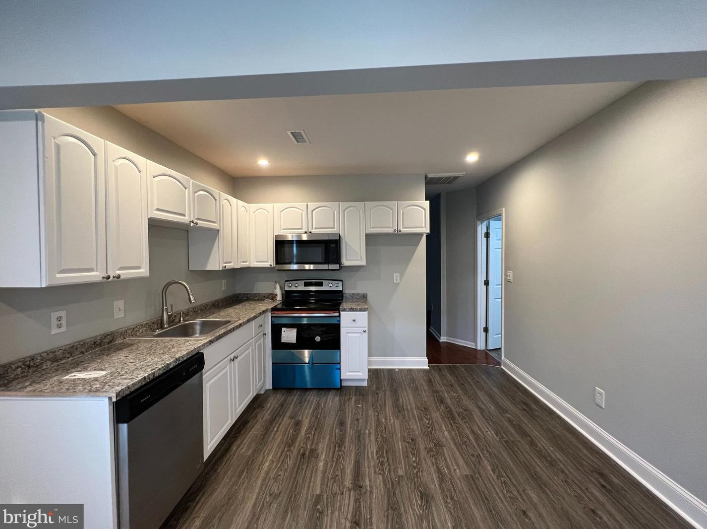 7103 Fresno St, Capitol Heights MD  20743-1746 exterior