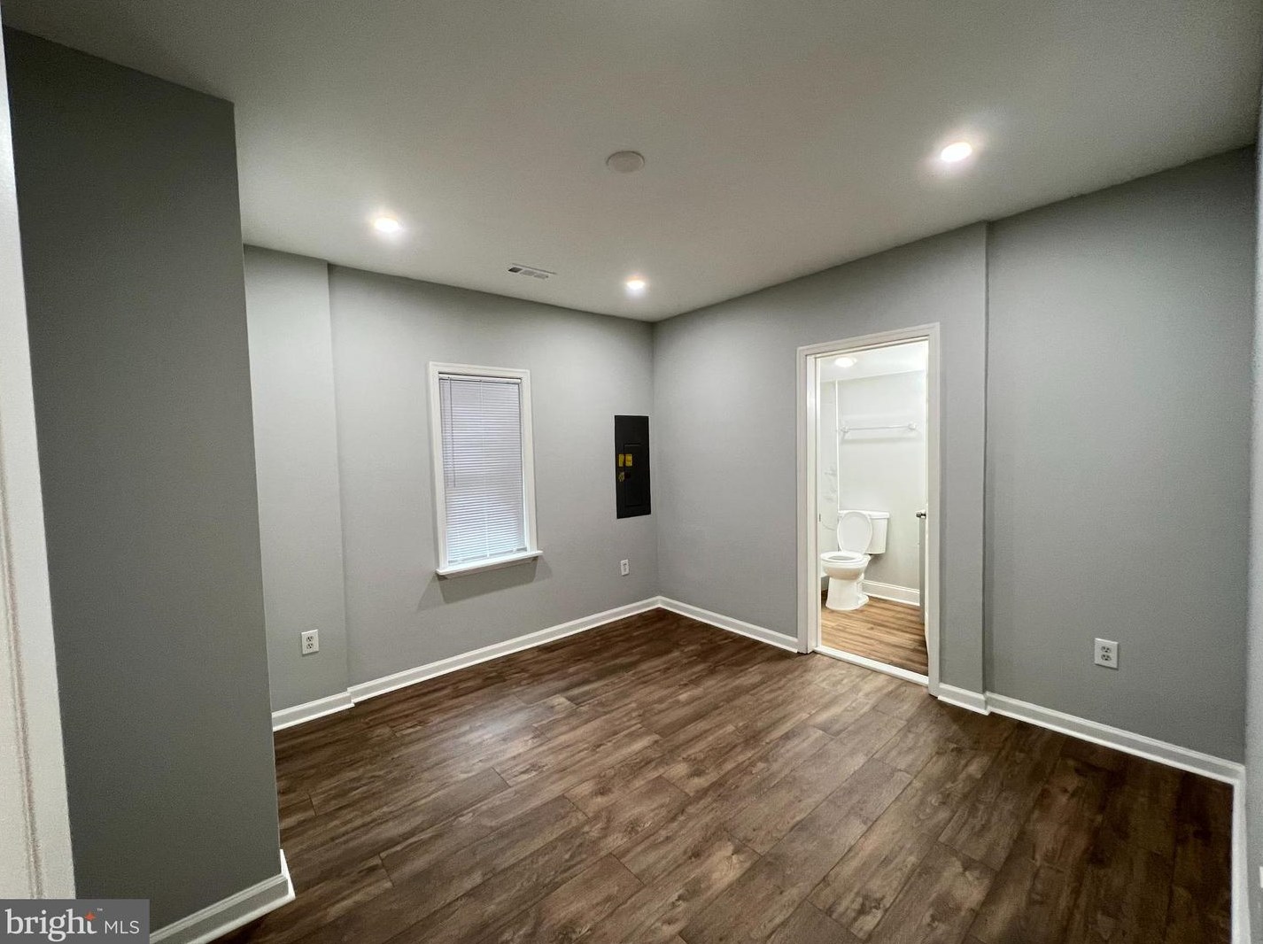 7103 Fresno St, Capitol Heights MD  20743-1746 exterior