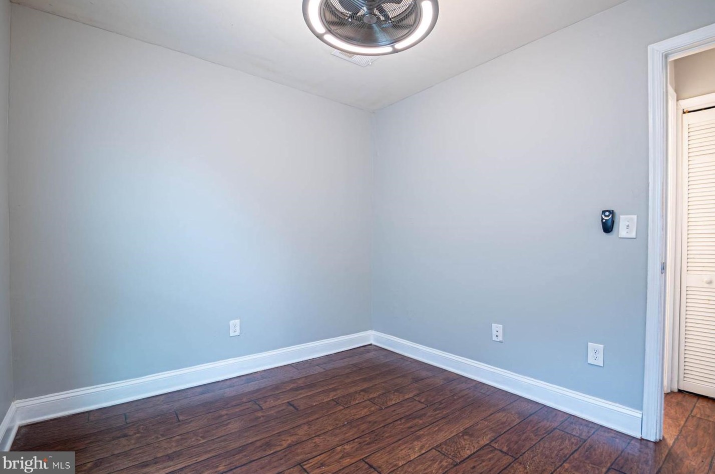 5031 Emo St, Capitol Heights MD  20743-2858 exterior