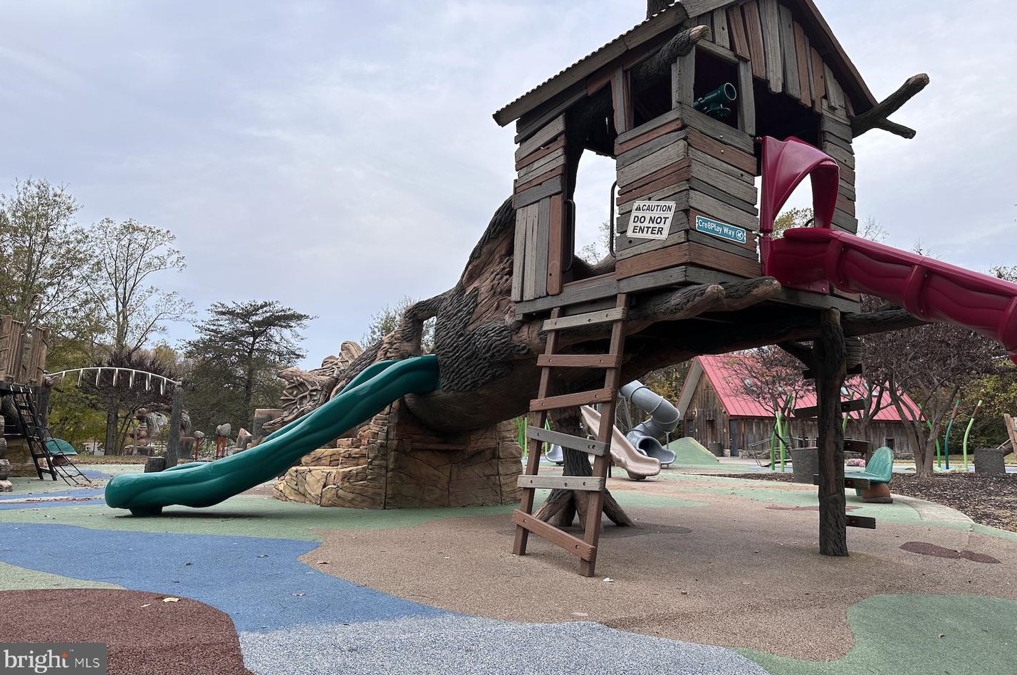 5031 Emo St, Capitol Heights MD  20743-2858 exterior