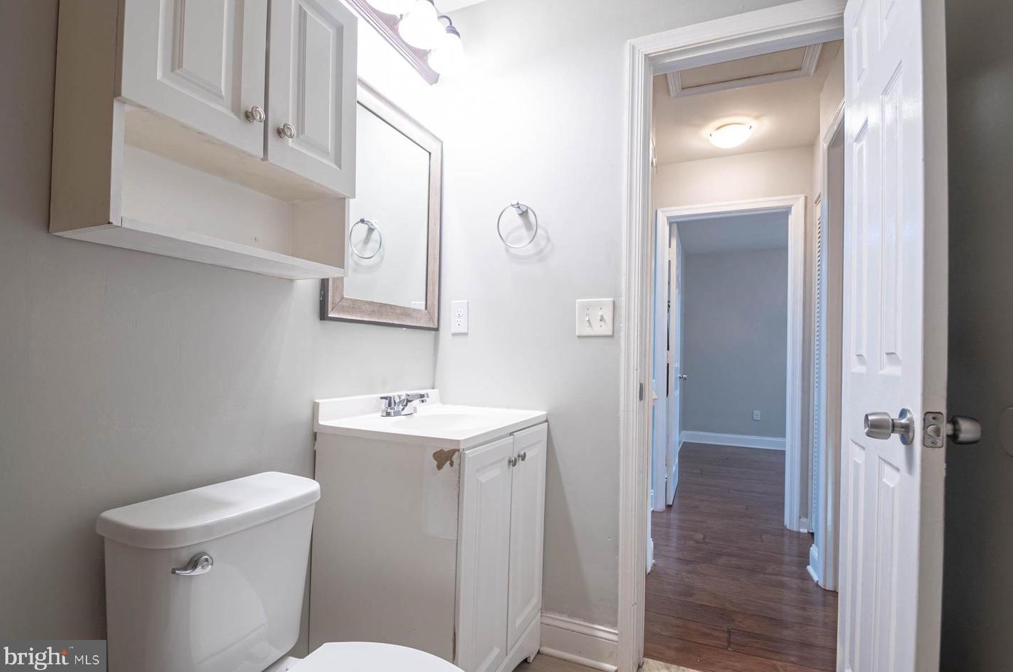 5031 Emo St, Capitol Heights MD  20743-2858 exterior