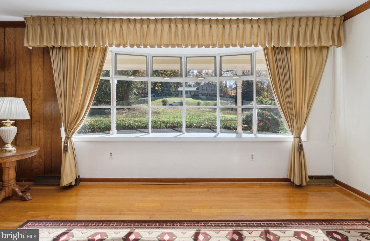 8006 Holly Ln, Clinton MD  20735-3129 exterior