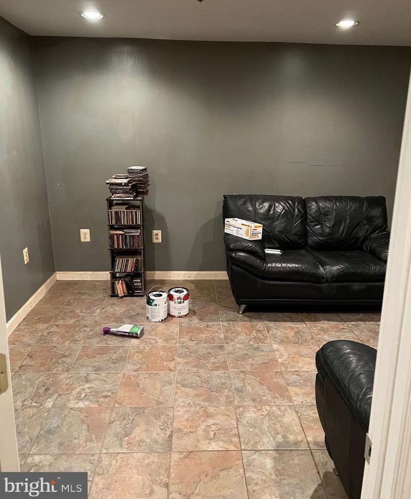 4742 Rollingdale Way, Capitol Heights MD 20743-5369 exterior