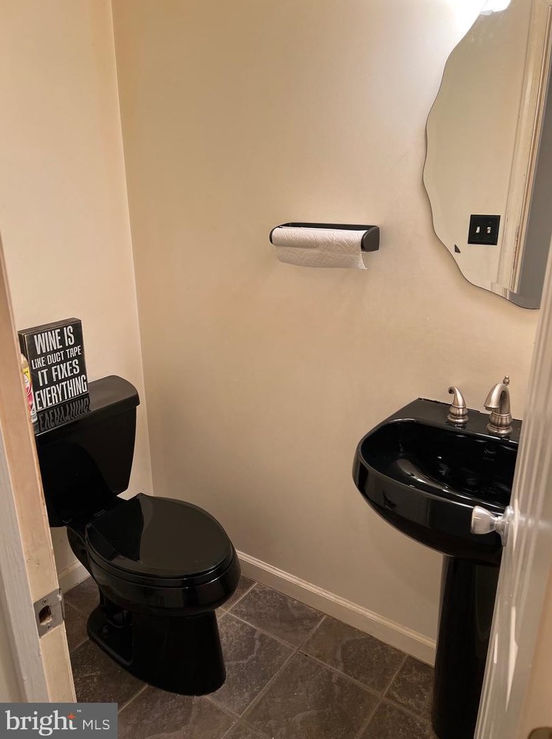 4742 Rollingdale Way, Capitol Heights MD 20743-5369 exterior