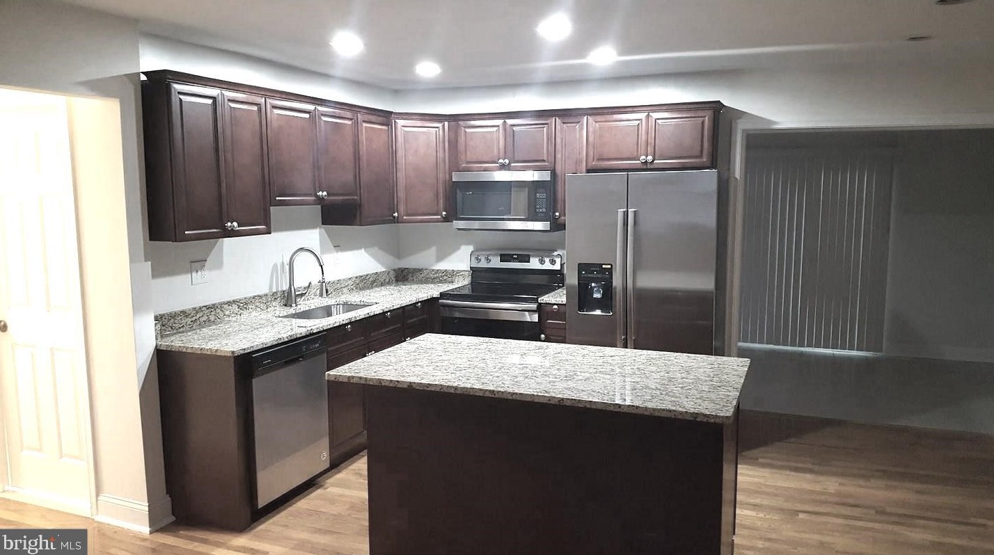 8501 Mimosa Ave, Clinton MD  20735-2644 exterior