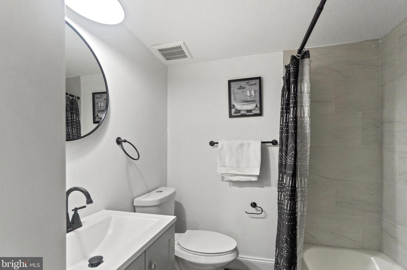 4222 Vine St, Capitol Heights MD 20743-5834 exterior