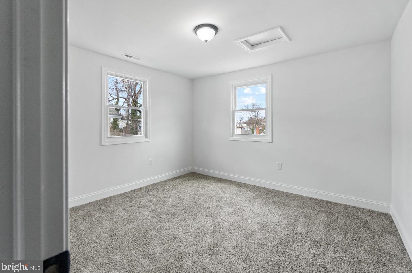 4222 Vine St, Capitol Heights MD 20743-5834 exterior