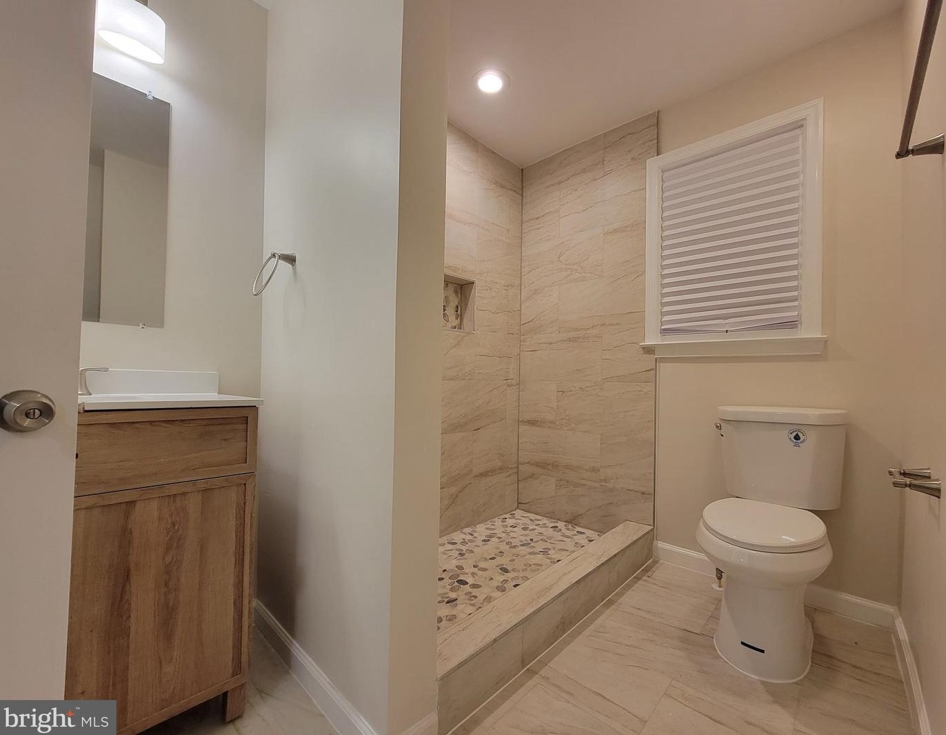 310 Dateleaf Ave, Capitol Heights MD  20743-2524 exterior