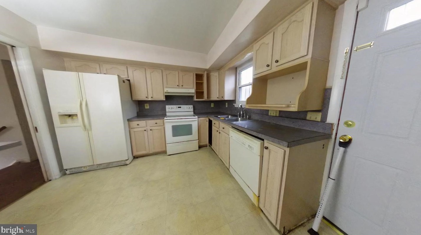 6707 Central Ave, Capitol Heights MD  20743-2554 exterior