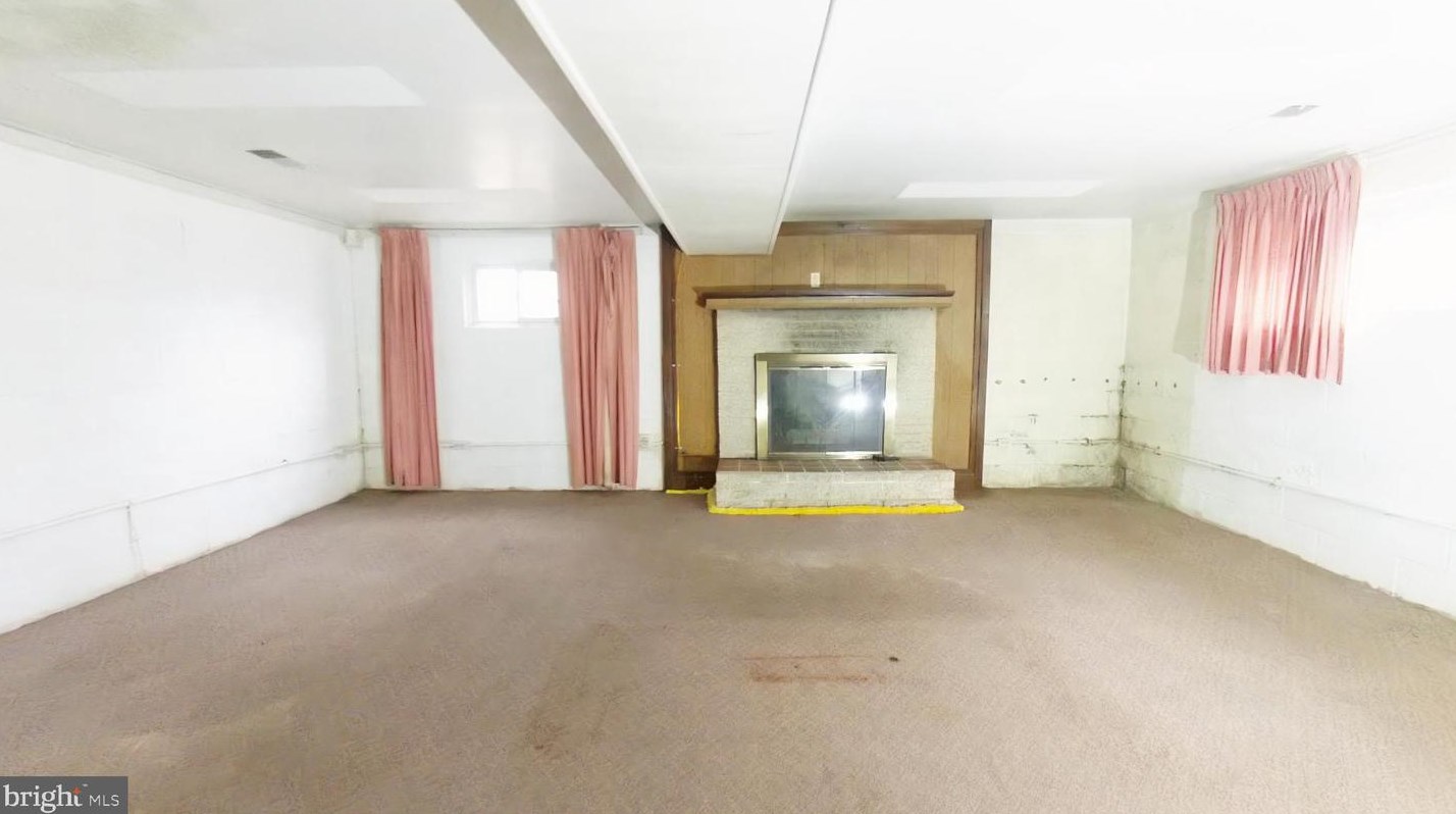 6707 Central Ave, Capitol Heights MD  20743-2554 exterior