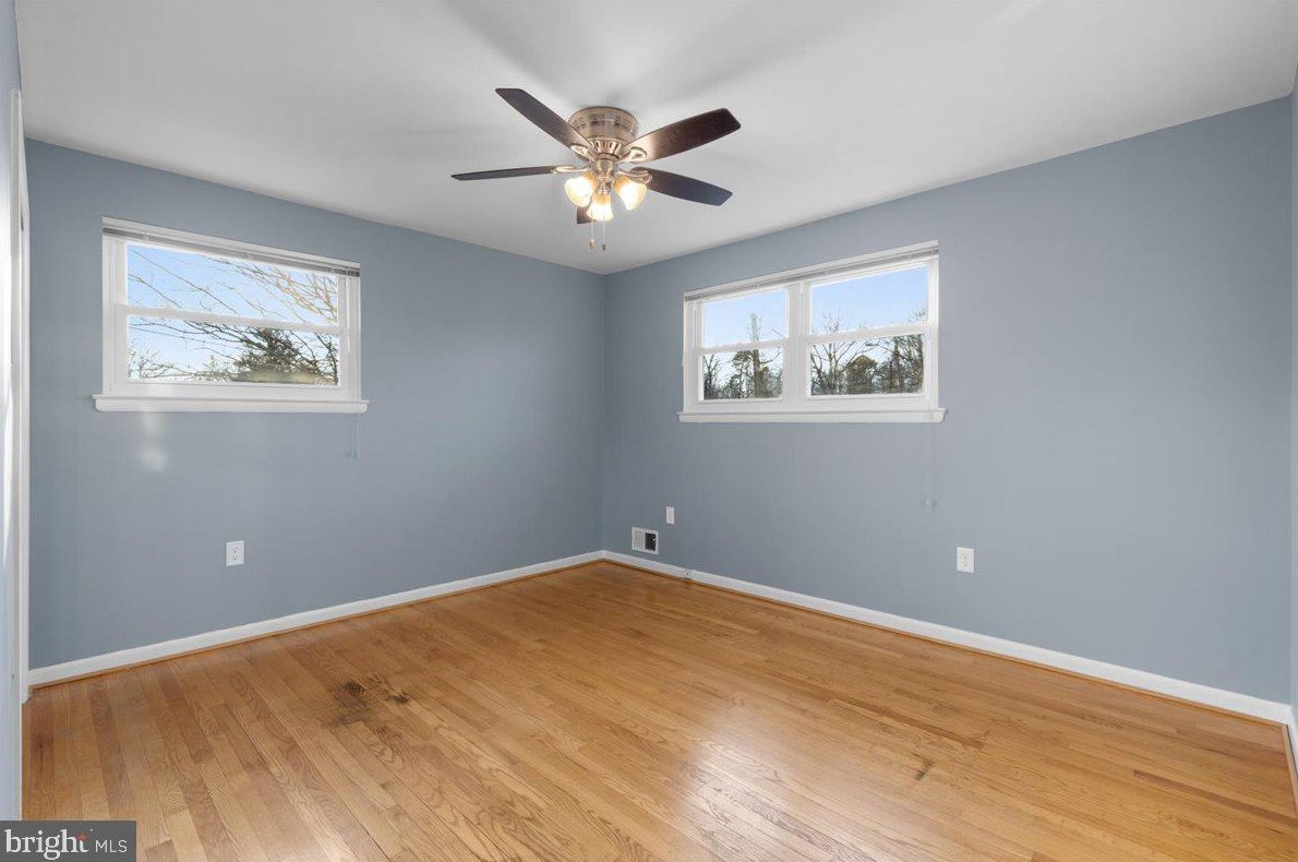 9102 Cheltenham Ave, Clinton MD  20735-2805 exterior