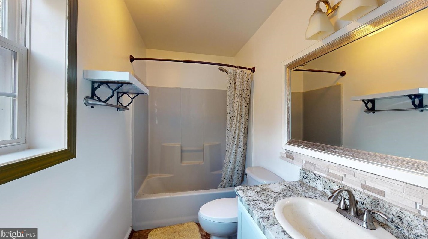 15921 Accolawn Rd, Accokeek MD  20607-2315 exterior