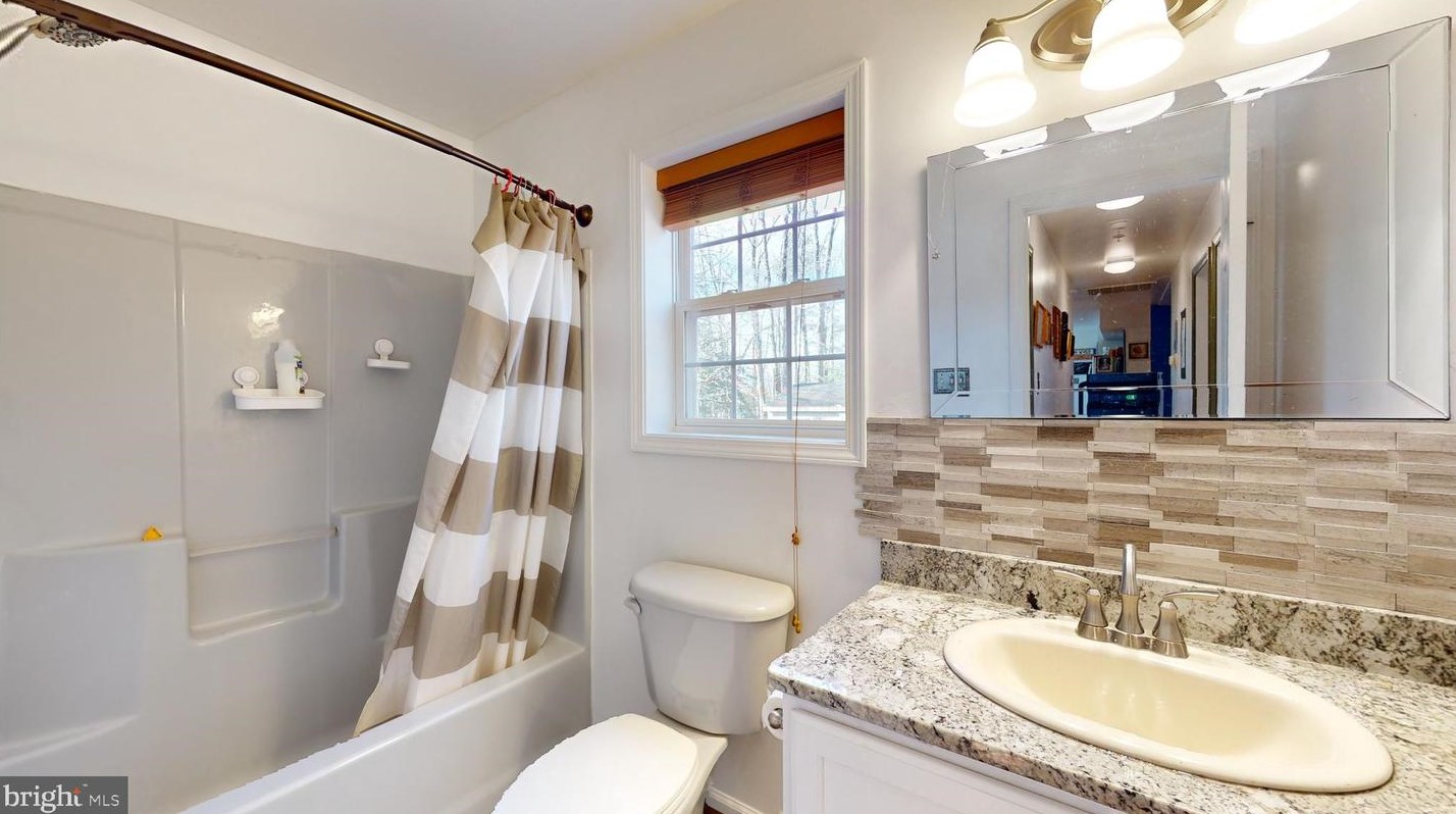 15921 Accolawn Rd, Accokeek MD  20607-2315 exterior