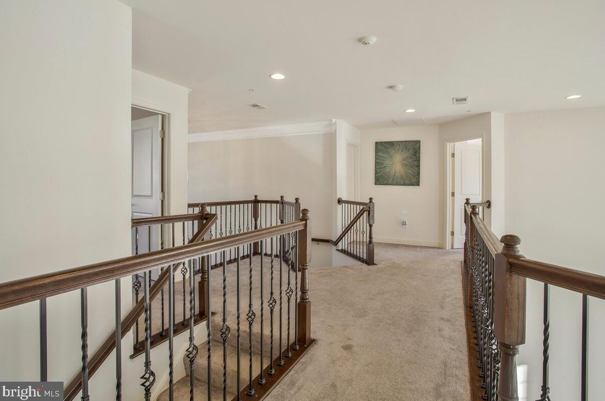 8626 Kittama Dr, Clinton MD  20735-3178 exterior