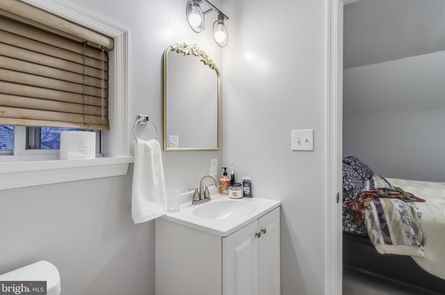 6218 L St, Capitol Heights MD  20743-6425 exterior