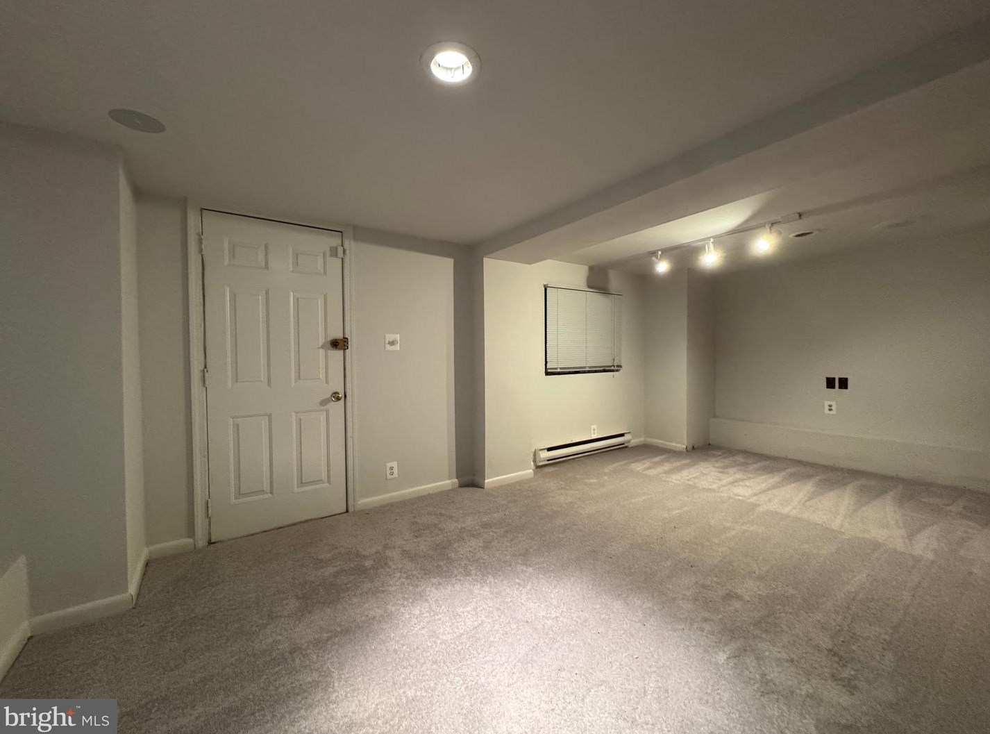 4267 Southern Ave, Capitol Heights MD  20743-5766 exterior