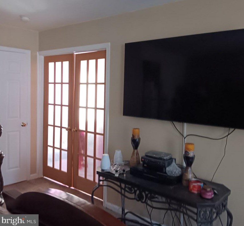 8910 Fox Park Rd, Clinton MD  20735-6112 exterior