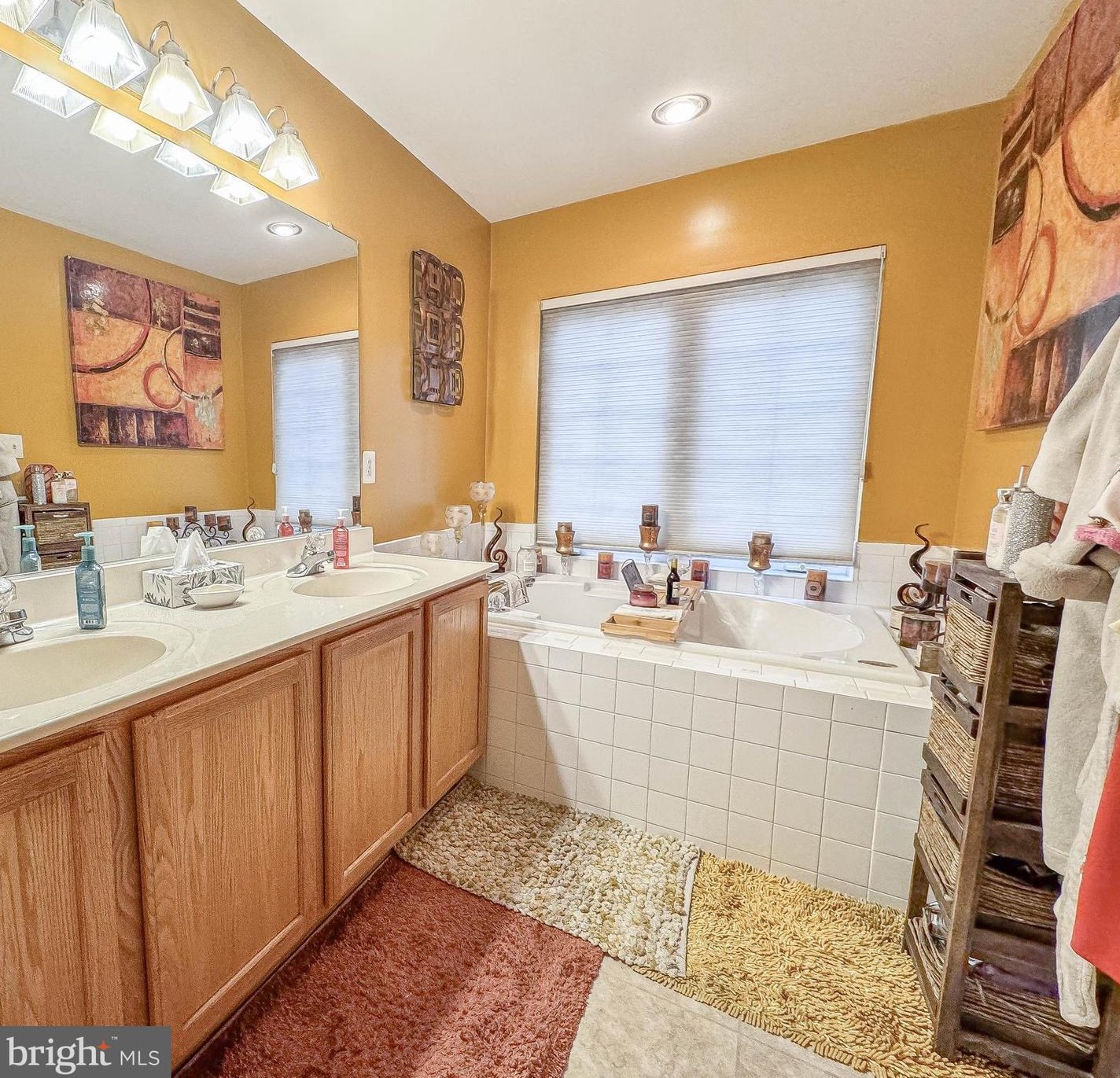 8910 Fox Park Rd, Clinton MD  20735-6112 exterior