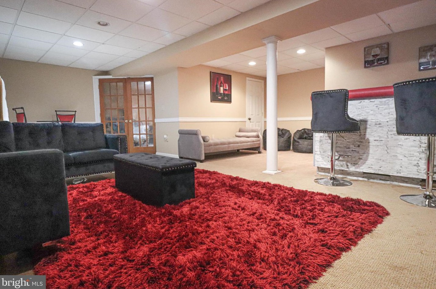 8910 Fox Park Rd, Clinton MD  20735-6112 exterior