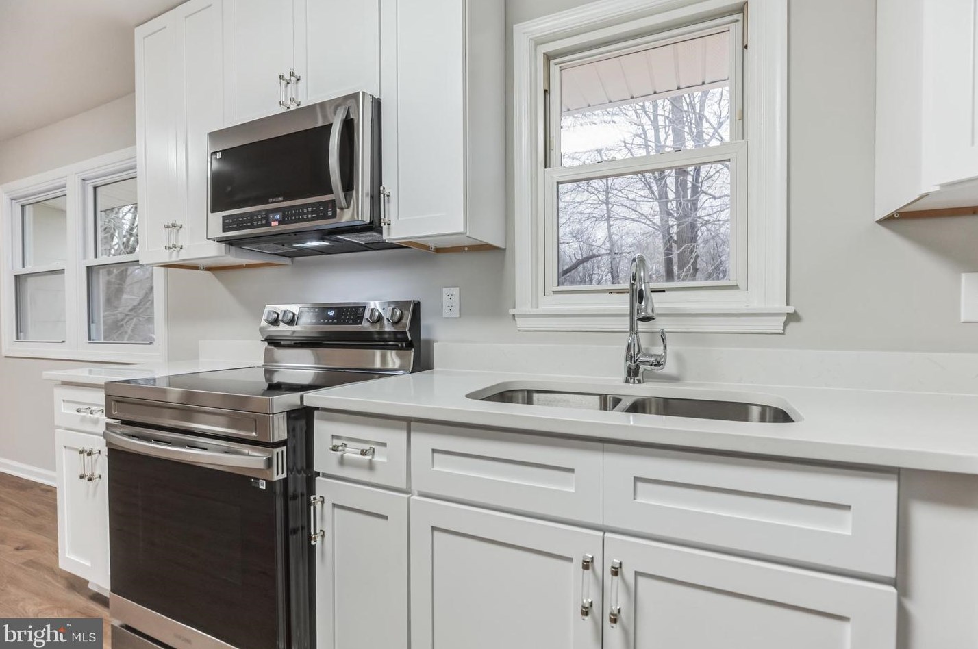 904 Applewood St, Capitol Heights MD  20743-4717 exterior