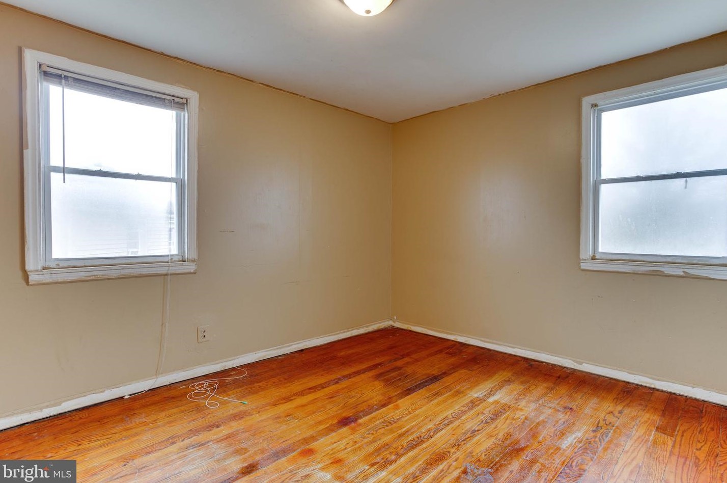 1305 Oates St, Capitol Heights MD  20743-1249 exterior