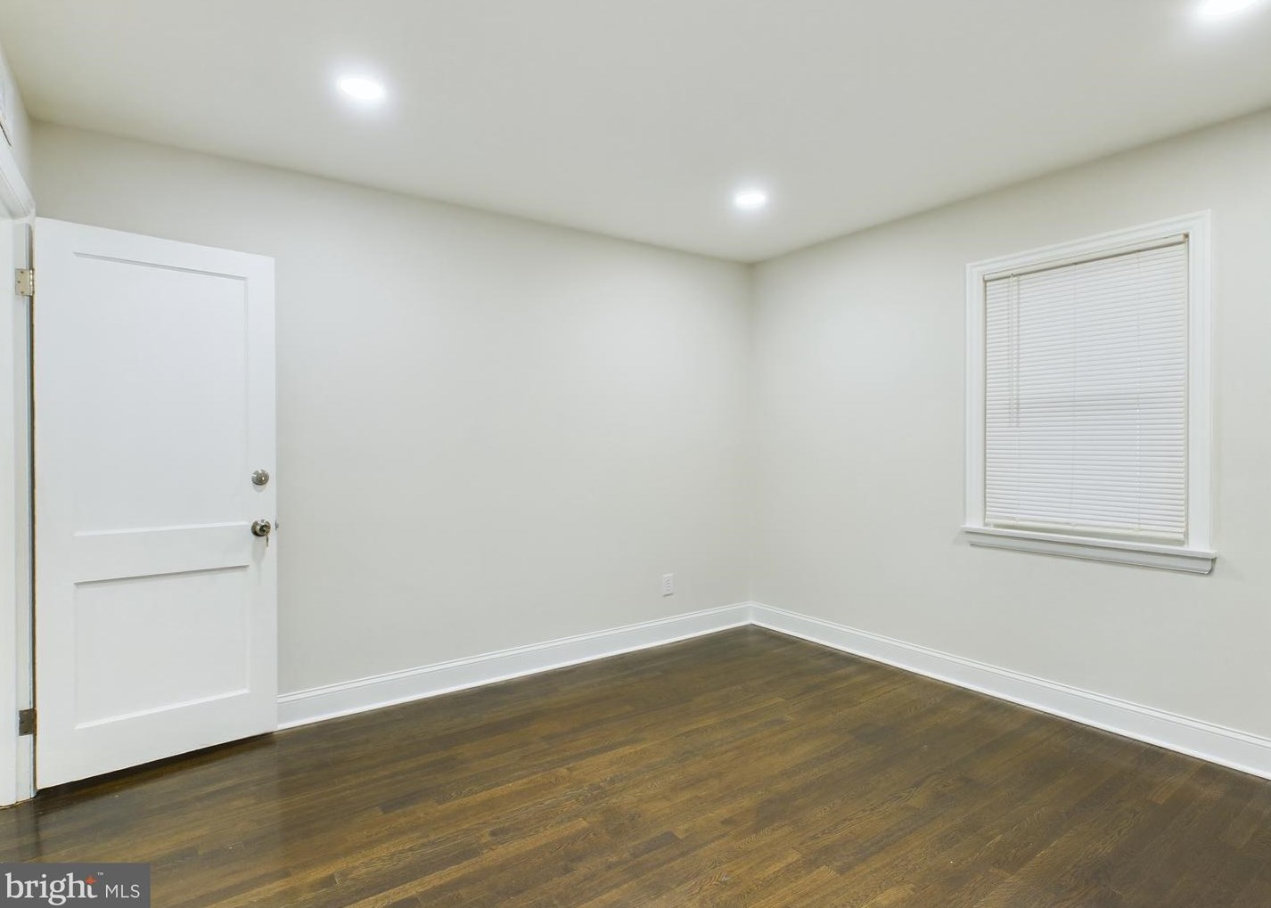 607 64th Ave, Capitol Heights MD  20743-1704 exterior