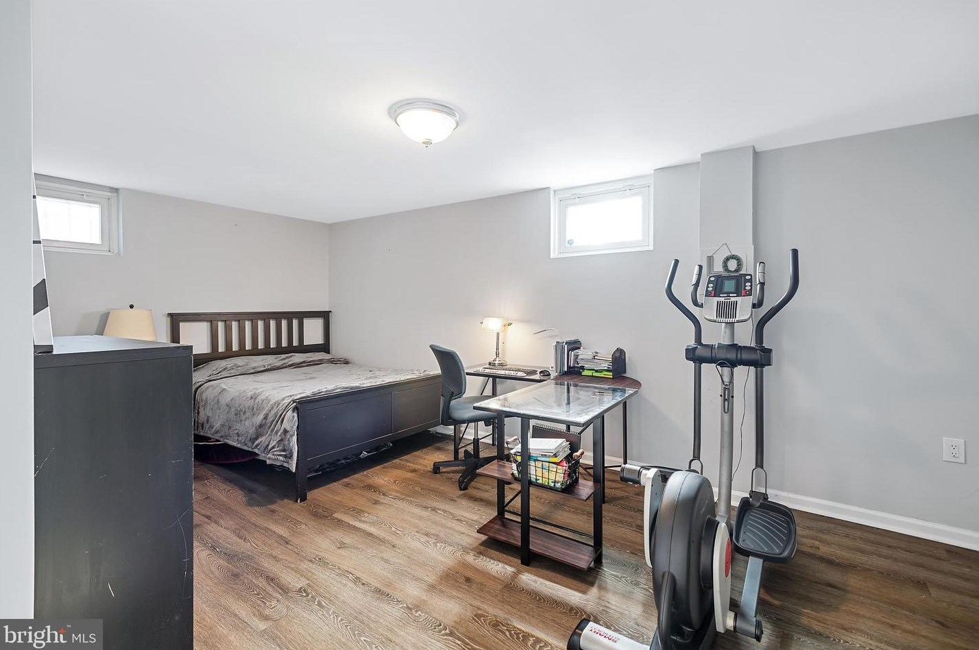 6801 Drylog St, Capitol Heights MD  20743-2401 exterior